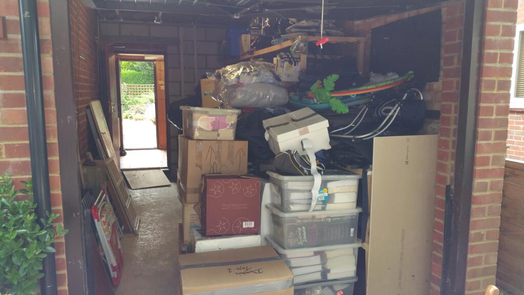 garage1.jpg